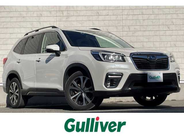 スバル フォレスター プレミアム 山形県 2019(令1)年 5万km クリスタルホワイトP 4WD/カラーコード：K1X/前席シートヒーター/ステアリングヒーター/衝突軽減防止装置/レーンキープアシスト/レーダークルーズコントロール/ルーフレール/電動パーキングブレーキ/X-MODE/コーナーセンサー/メモリ付きパワーシート/ハーフレザーシート/スマートキー/LEDヘッドライト/スペアキー有/プッシュスタート/純正１９インチAW