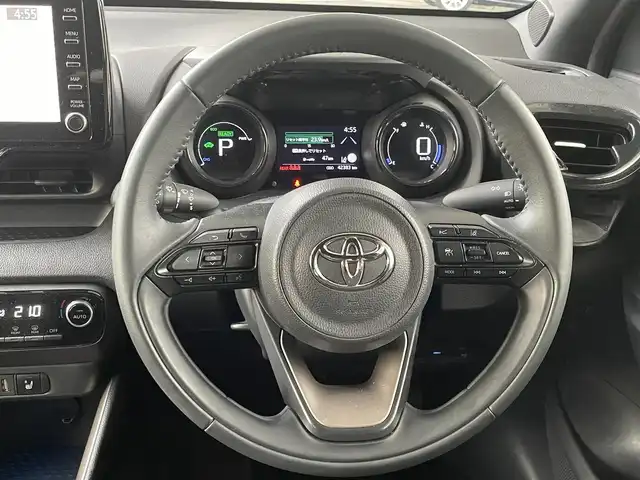 トヨタ ヤリス ハイブリッド Z 宮城県 2020(令2)年 4.3万km ブラック 4WD/純正ディスプレイオーディオ（AM/FM/BT/USB）/フルセグTV/バックカメラ/レーダークルーズコントロール追従有/衝突軽減/車線逸脱警報システム/車両接近通報装置/コーナーセンサー/オートライト/オートマチックハイビーム/シートヒーター/純正フロアマット/スマートキー/サマータイヤ純正AW１８５/５５R１６/保証書/記録簿/取扱説明書