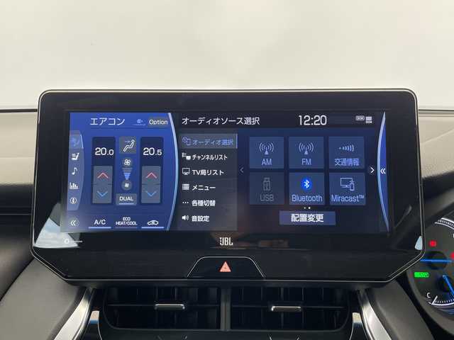 トヨタ ハリアー ハイブリッド Z レザーパッケージ 福岡県 2021(令3)年 2.6万km ホワイトパールクリスタルシャイン 純正メモリナビ/　(Bluetooth/フルセグTV/miracast/USB)/アラウンドビューカメラ/バックカメラ/JBLプレミアムサウンドシステム/トヨタセーフティセンス/・プリクラッシュセーフティ/・レーントレーシングアシスト/・レーンディパーチャーアラート/・ロードサインアシスト/・レーダークルーズコントロール/・オートマチックハイビーム/・先行車発進アラーム/・プロアクティブドライビングアシスト/・レーンチェンジアシスト/・緊急時操舵支援/・フロントクロストラフィックアラート/コーナーセンサー/ビルトインETC/前後ドライブレコーダー/前席パワーシート/前席シートヒーター/前席シートベンチレーション/禁煙車/デジタルインナーミラー/LEDヘッドライト/純正19インチAW/純正フロアマット