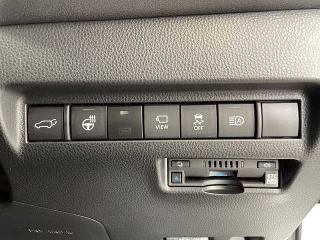 トヨタ ハリアー ハイブリッド Z レザーパッケージ 福岡県 2021(令3)年 2.6万km ホワイトパールクリスタルシャイン 純正メモリナビ/　(Bluetooth/フルセグTV/miracast/USB)/アラウンドビューカメラ/バックカメラ/JBLプレミアムサウンドシステム/トヨタセーフティセンス/・プリクラッシュセーフティ/・レーントレーシングアシスト/・レーンディパーチャーアラート/・ロードサインアシスト/・レーダークルーズコントロール/・オートマチックハイビーム/・先行車発進アラーム/・プロアクティブドライビングアシスト/・レーンチェンジアシスト/・緊急時操舵支援/・フロントクロストラフィックアラート/コーナーセンサー/ビルトインETC/前後ドライブレコーダー/前席パワーシート/前席シートヒーター/前席シートベンチレーション/禁煙車/デジタルインナーミラー/LEDヘッドライト/純正19インチAW/純正フロアマット