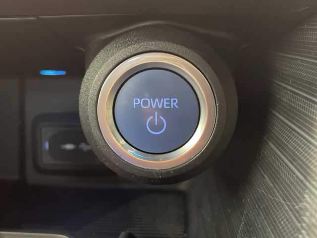 トヨタ ハリアー ハイブリッド Z レザーパッケージ 福岡県 2021(令3)年 2.6万km ホワイトパールクリスタルシャイン 純正メモリナビ/　(Bluetooth/フルセグTV/miracast/USB)/アラウンドビューカメラ/バックカメラ/JBLプレミアムサウンドシステム/トヨタセーフティセンス/・プリクラッシュセーフティ/・レーントレーシングアシスト/・レーンディパーチャーアラート/・ロードサインアシスト/・レーダークルーズコントロール/・オートマチックハイビーム/・先行車発進アラーム/・プロアクティブドライビングアシスト/・レーンチェンジアシスト/・緊急時操舵支援/・フロントクロストラフィックアラート/コーナーセンサー/ビルトインETC/前後ドライブレコーダー/前席パワーシート/前席シートヒーター/前席シートベンチレーション/禁煙車/デジタルインナーミラー/LEDヘッドライト/純正19インチAW/純正フロアマット