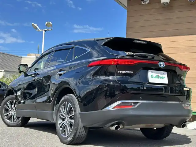 トヨタ ハリアー ハイブリッド G 香川県 2020(令2)年 10.9万km ブラック 純正SDナビ/【Bluetooth/フルセグ】/バックカメラ/JBLスピーカー/デジタルインナーミラー/電子パーキング/パワーバックドア/オートハイビーム/ハーフレザーシート/パワーシート/ETC2.0/LEDヘッドライト/スマートキー/純正マット