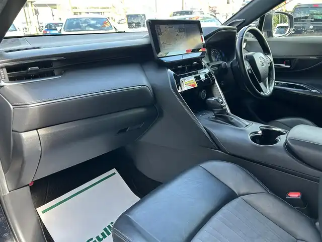 トヨタ ハリアー ハイブリッド G 香川県 2020(令2)年 10.9万km ブラック 純正SDナビ/【Bluetooth/フルセグ】/バックカメラ/JBLスピーカー/デジタルインナーミラー/電子パーキング/パワーバックドア/オートハイビーム/ハーフレザーシート/パワーシート/ETC2.0/LEDヘッドライト/スマートキー/純正マット