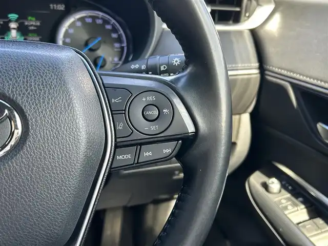 トヨタ ハリアー ハイブリッド G 香川県 2020(令2)年 10.9万km ブラック 純正SDナビ/【Bluetooth/フルセグ】/バックカメラ/JBLスピーカー/デジタルインナーミラー/電子パーキング/パワーバックドア/オートハイビーム/ハーフレザーシート/パワーシート/ETC2.0/LEDヘッドライト/スマートキー/純正マット