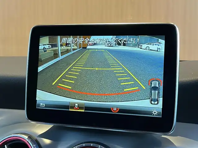 メルセデス・ベンツ ＣＬＡ１８０ AMGライン 宮城県 2015(平27)年 9.9万km カルサイトホワイト COMANDシステムHDDナビ/フルセグTV/バックカメラ/ハーフレザーシート/シートヒーター/メモリ機能付きパワーシート/キーレスゴー/キセノンヘッドライト/オートライト/純正18インチAW