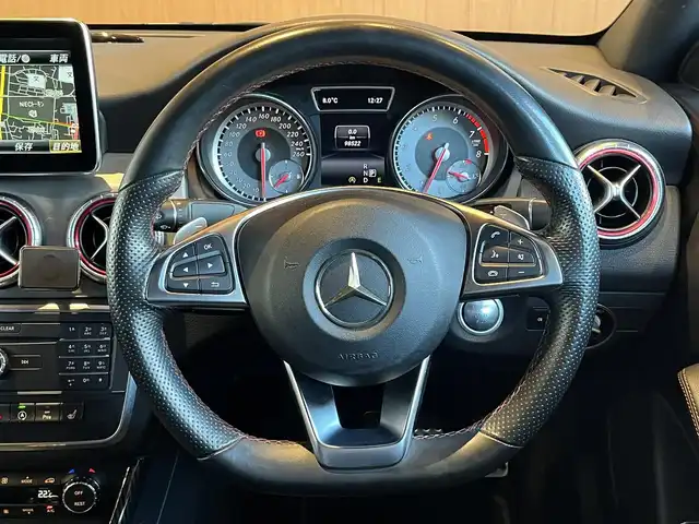 メルセデス・ベンツ ＣＬＡ１８０ AMGライン 宮城県 2015(平27)年 9.9万km カルサイトホワイト COMANDシステムHDDナビ/フルセグTV/バックカメラ/ハーフレザーシート/シートヒーター/メモリ機能付きパワーシート/キーレスゴー/キセノンヘッドライト/オートライト/純正18インチAW