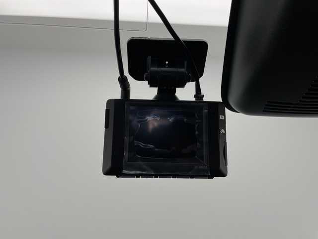 トヨタ パッソ モーダ　S 長野県 2016(平28)年 4.4万km パールホワイトⅢ 4WD/純正SDナビ&フルセグTV&CD&DVD&BT/衝突軽減ブレーキ/アイドリングストップ/後方コーナーセンサー/社外前後ドライブレコーダー/ベンチシート/バックカメラ/ビルトインETC/LEDヘッドライト/フロントフォグランプ/電動格納ミラー/純正ホイールキャップ装着/純正フロアマット/純正ドアバイザー/プッシュスタート/スマートキー