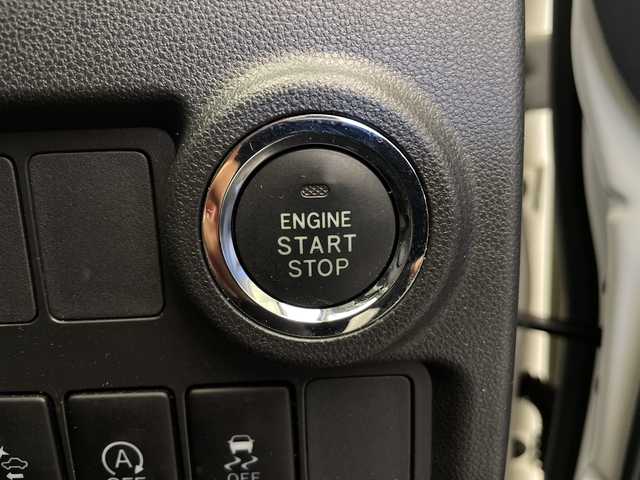 トヨタ パッソ モーダ　S 長野県 2016(平28)年 4.4万km パールホワイトⅢ 4WD/純正SDナビ&フルセグTV&CD&DVD&BT/衝突軽減ブレーキ/アイドリングストップ/後方コーナーセンサー/社外前後ドライブレコーダー/ベンチシート/バックカメラ/ビルトインETC/LEDヘッドライト/フロントフォグランプ/電動格納ミラー/純正ホイールキャップ装着/純正フロアマット/純正ドアバイザー/プッシュスタート/スマートキー