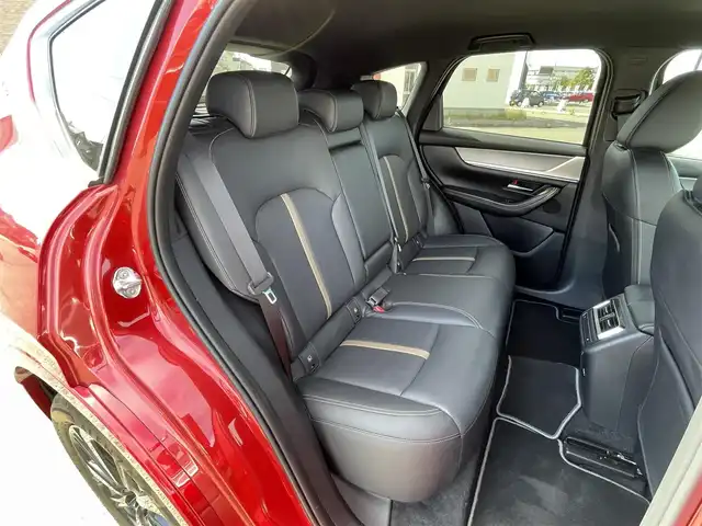 マツダ ＣＸ－６０ XD HV エクスクルーシブスポーツ 道央・札幌 2022(令4)年 1万km ソウルレッドクリスタルM ４WD/BOSEサウンドシステム/純正メーカーナビ/AM/FM/BT/フルセグ/衝突被害軽減ブレーキ/横滑り防止装置/レーダークルーズコントロール/ダウンヒルアシストコントロール/レーンキープアシスト/クリアランスソナー/ブラインドスポットモニター/全方位カメラ/アイドリングストップ/Mi-DRIVE/パワーバックドア/前席パワーシート/D席メモリーシート/全席シートヒーター/前席エアシート/レザーシート/革巻きステアリング/ステアリングリモコン/パドルシフト/ハンドルヒーター/AC100V/置くだけ充電/電動パーキング/オートブレーキホールド/プッシュスタート/スマートキー/LEDヘッドライト/オートライト/オートハイビーム/電動格納ミラー/ウィンカーミラー/純正フロアマット/ドアバイザー/スペアキー