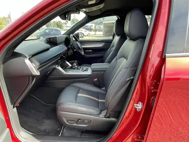 マツダ ＣＸ－６０ XD HV エクスクルーシブスポーツ 道央・札幌 2022(令4)年 1万km ソウルレッドクリスタルM ４WD/BOSEサウンドシステム/純正メーカーナビ/AM/FM/BT/フルセグ/衝突被害軽減ブレーキ/横滑り防止装置/レーダークルーズコントロール/ダウンヒルアシストコントロール/レーンキープアシスト/クリアランスソナー/ブラインドスポットモニター/全方位カメラ/アイドリングストップ/Mi-DRIVE/パワーバックドア/前席パワーシート/D席メモリーシート/全席シートヒーター/前席エアシート/レザーシート/革巻きステアリング/ステアリングリモコン/パドルシフト/ハンドルヒーター/AC100V/置くだけ充電/電動パーキング/オートブレーキホールド/プッシュスタート/スマートキー/LEDヘッドライト/オートライト/オートハイビーム/電動格納ミラー/ウィンカーミラー/純正フロアマット/ドアバイザー/スペアキー