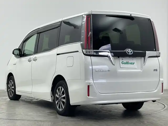 トヨタ エスクァイア ハイブリッド Gi プレミアムパッケージ 群馬県 2018(平30)年 4.9万km ホワイトパールクリスタルシャイン 純正１０インチナビ　フルセグ　バックカメラ　両側パワースライドドア　ＬＥＤオートライト　前席シートヒーター　クルーズコントロール　ステアリングヒーター　ステアリングスイッチ　ＥＴＣ　スマートキー