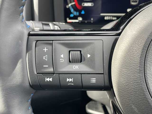 日産 エクストレイル オーテック e-4ORCE アドバンスドPKG 山梨県 2024(令6)年 0.7万km ブリリアントホワイトパール 純正ナビ　/４ＷＤ　/全方位カメラ　/ＥＴＣ　/デジタルルームミラー　/全席シートヒーター　/ベンチレーション　/プロパイロット　/パワーバックドア　/ＬＥＤライト　/本革レザーシート　/コーナーセンサー(前後)/パワーバックドア/コーナーセンサー/ドライブレコーダー　