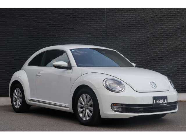 フォルクスワーゲン ザ・ビートル デザイン 大分県 2014(平26)年 4.7万km ピュアホワイト 保証書/クルコン/社外ナビ（DR-S1-VW）/地デジ/Ｂｌｕｅｔｏｏｔｈ/ＣＤ／ＤＶＤ/ＡＵＸ/ＬＥＤヘッドライト/Ｆ／Ｒフォグ/純正１６インチＡＷ/純正フロアマット/ＥＴＣ/純正ドライブレコーダー前後/スペアキー1本