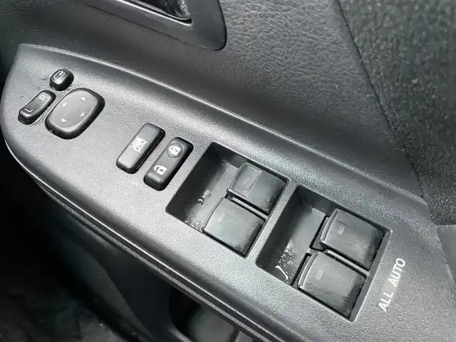 トヨタ アルファード 240S 和歌山県 2012(平24)年 12.6万km ホワイトパールクリスタルシャイン (株)IDOMが運営する【じしゃロン和歌山店】の自社ローン専用車両になります。こちらは現金またはオートローンご利用時の価格です。自社ローンご希望の方は別途その旨お申付け下さい/純正ナビ(AM/FM/フルセグ/CD/DVD/BT)/バックカメラ/ビルトインETC/両側パワースライド