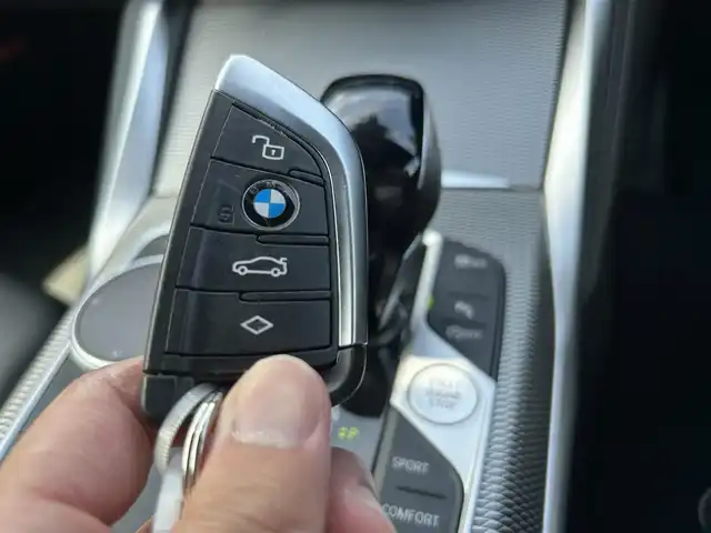 ＢＭＷ ４２０ｉ クーペ Mスポーツ 滋賀県 2022(令4)年 5.2万km 黒 ワンオーナー/インテリジェントセーフティ/ACC/BSM/LKA/レザーシート/・前席パワーシート /・前席シートヒーター /純正ナビ/（BT/USB/CarPlay）/バックカメラ/ETC/ワイヤレス充電/オートホールド/パドルシフト/純正LEDヘッドライト/純正19インチAW