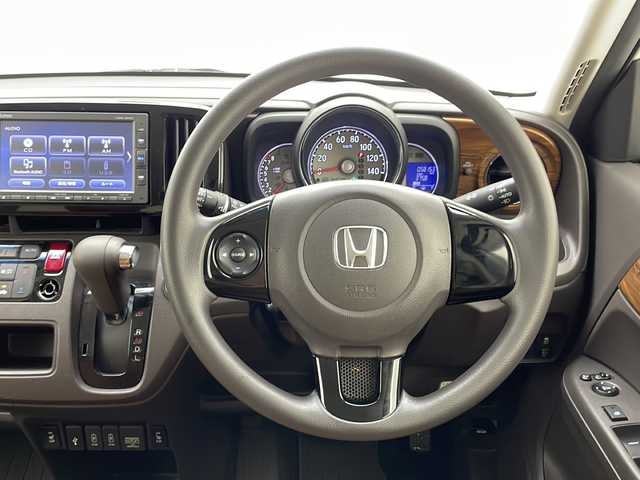 ホンダ Ｎ ＯＮＥ セレクト 千葉県 2017(平29)年 5.9万km プレミアムアイボリーパール2トーン 純正ナビ/バックカメラ/CTBA/ETC/前後ドライブレコーダー/シートヒーター/電動格納ミラー