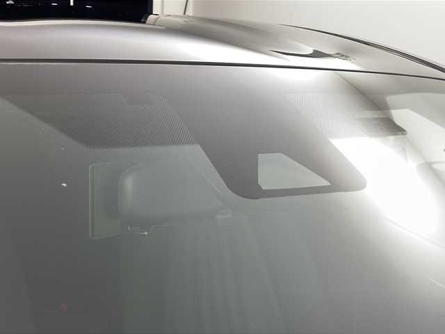 トヨタ ヤリス ハイブリッド X 栃木県 2020(令2)年 1.5万km ボルドーマイカメタリック 純正ディスプレイオーディオ/　　ナビ/Bluetooth/AM/FM/パノラミックビューモニター/ビルトインETC/トヨタセーフティセンス/・プリクラッシュセーフティ/・レーンディパーチャーアラート/・レーントレーシングアラート/・ロードサインアシスト/・レーダークルーズコントロール/・オートマチックハイビーム/・パーキングサポートブレーキ/ブラインドスポットモニター/リアクロストラフィックアラート/純正OPモデリスタ14インチAW/純正フロアマット/ドアバイザー/プッシュスタート/スマートキー