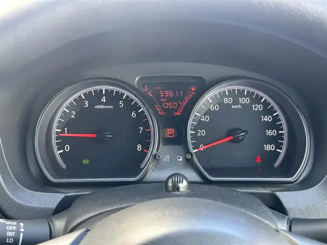 日産 ノート X 静岡県 2019(令1)年 6万km ホワイト 純正7インチメモリーナビ/フルセグTV/バックモニター/アイドリングストップ/ETC/スマートキー/プッシュスタート/Bluetooth接続/オートライト/オートハイビーム