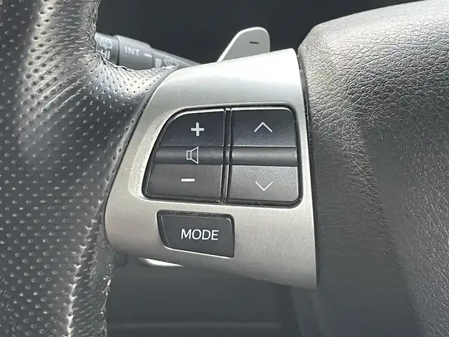 トヨタ ヴォクシー ZS 岐阜県 2011(平23)年 9.1万km ブラック (株)IDOMが運営する【じしゃロン多治見店】の自社ローン専用車両になります。こちらは現金またはオートローンご利用時の価格です。自社ローンご希望の方は別途その旨お申付け下さい。/ディーラーオプションナビ/　（Bluetooth/DVD/フルセグ）/左側パワースライドドア/バックカメラ/ETC/オートライト/フォグランプ/パドルシフト/ステアリングリモコン