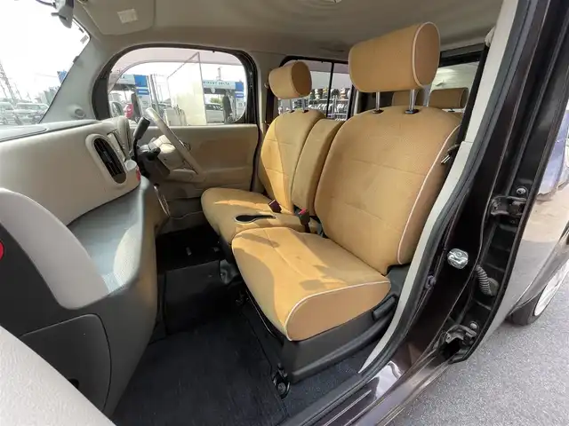 日産 キューブ 15X Vセレ マイキューブ 滋賀県 2017(平29)年 7.3万km ビターショコラ 2トーン 純正SDナビ/・フルセグTV/・CD DVD /・Bluetooth/バックカメラ/プッシュスタート/スマートキー×２/ドライブレコーダー/革巻きステアリング/ステアリングリモコン/電格ミラー/ドアバイザー/フォグライト/禁煙車