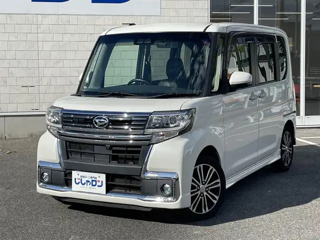 ダイハツ タント カスタム RS トップED SA Ⅲ 佐賀県 2018(平30)年 9.2万km パールホワイトⅢ こちらは現金またはオートローンご利用時の価格です/自社ローンご希望の方は別途その旨お申付け下さい/禁煙車/全方位カメラ/純正ナビ/ナビ連動ドライブレコーダー/両側電動スライドドア/レーダーブレーキサポート/LEDヘッドライト/フォグランプ/オートハイビーム/シートヒーター/ウインカードアミラー/コーナーセンサー/サイドエアバッグ/スマートキー