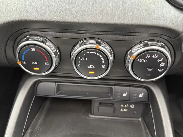 マツダ ロードスター S スペシャルパッケージ 愛知県 2022(令4)年 3.1万km ジェットブラックマイカ i-ACTIVSENSE/　・衝突被害軽減ブレーキ/　・レーンキープアシスト/　・ブラインドスポットモニター/　・コーナーセンサー/禁煙車/ラルグス車高調/ショートストロークシフト/社外ステアリング/純正ナビ/　（ＢＴ／フルセグＴＶ／ＣＤ／ＤＶＤ）/ＥＴＣ/ドラレコ/シートヒーター/純正１６インチＡＷ
