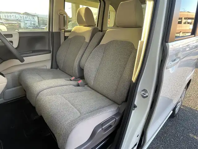 ホンダ Ｎ ＢＯＸ G L ホンダセンシング 福岡県 2018(平30)年 1.3万km プラチナホワイトパール 社外メモリナビKENWOOD【MDV-D306】/(AM/FM/CD/USB/ワンセグTV)/バックカメラ/ビルトインETC/社外前方ドライブレコーダーcarrozzeria/片側パワースライドドア/衝突軽減ブレーキ(CMBS)/車線逸脱警報/誤発進抑制機能/後方誤発進抑制機能/コーナーセンサー/路外逸脱抑制機能/ACC(アダプティブクルーズコントロール)/LKAS(車線維持支援システム)/オートライト/盗難防止装置/横滑り防止機能/電格ウィンカーミラー/プッシュスタート/純正フロアマット/ステアリングスイッチ/スペアキー×１/ＵＳＢ充電ソケット×２/ドアバイザー/取扱説明書/保証書