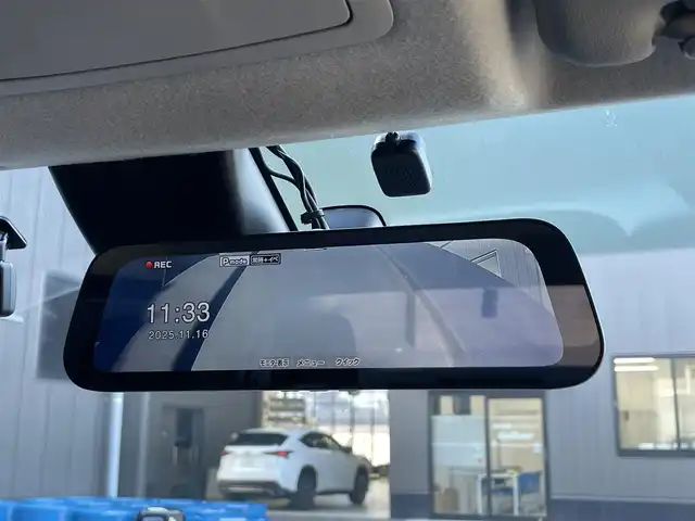 トヨタ ハイラックス Z 滋賀県 2022(令4)年 3.1万km アティチュードブラックマイカ 純正7インチナビ/【Bluetooth/CD/DVD/フルセグTV】/バックカメラ/レーダークルーズコントロール/クリアランスソナー/レーンディパーチャーアラート/LEDヘッドライト/オートライト/ダウンヒルアシストコントロール/センターデフロック/プリクラッシュセーフティ/前後ドライブレコーダー/ETC/MTモード付AT/純正フロアマット/プッシュスタート/スマートキー/ステアリングリモコン