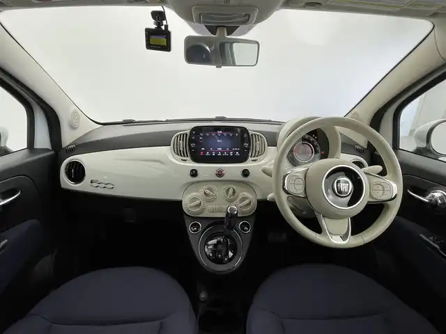 フィアット ５００ 1．2 カルト 群馬県 2022(令4)年 2万km ビアンコ・ガーラ 純正７インチナビ（ＦＭ，ＡＭ，ＵＳＢ，ＡｐｐｌｅｃａｒＰｌａｙ、ａｎｄｒｏｉｄａｕｔｏ、Ｂｌｕｅｔｏｏｔｈ）　クルーズコントロール　横滑り防止　　ドライブレコーダー　リモコンキー　禁煙車