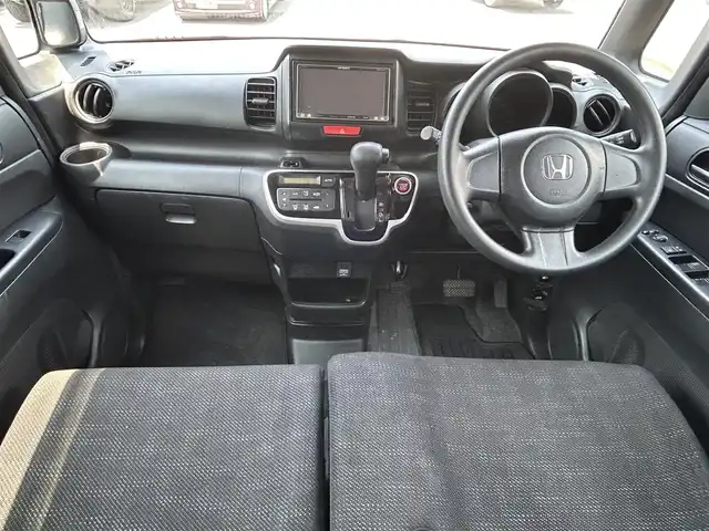 ホンダ Ｎ ＢＯＸ G 福岡県 2016(平28)年 7.9万km クリスタルブラックパール ・社外ナビ/（BLUETOOTH/DVD再生/・スペアキー/・ETC/・純正フロアマット/・プッシュスタート/・スマートキー/・CDチェンジャー/・電動格納ミラー/・アルミホイール/・ドアバイザー