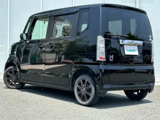ホンダ Ｎ ＢＯＸ G 福岡県 2016(平28)年 7.9万km クリスタルブラックパール ・社外ナビ/（BLUETOOTH/DVD再生/・スペアキー/・ETC/・純正フロアマット/・プッシュスタート/・スマートキー/・CDチェンジャー/・電動格納ミラー/・アルミホイール/・ドアバイザー