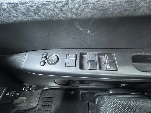 ホンダ Ｎ ＢＯＸ G 福岡県 2016(平28)年 7.9万km クリスタルブラックパール ・社外ナビ/（BLUETOOTH/DVD再生/・スペアキー/・ETC/・純正フロアマット/・プッシュスタート/・スマートキー/・CDチェンジャー/・電動格納ミラー/・アルミホイール/・ドアバイザー