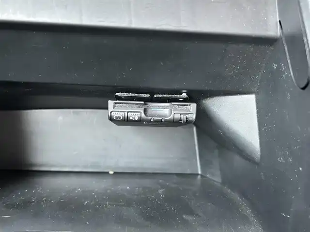 ホンダ Ｎ ＢＯＸ G 福岡県 2016(平28)年 7.9万km クリスタルブラックパール ・社外ナビ/（BLUETOOTH/DVD再生/・スペアキー/・ETC/・純正フロアマット/・プッシュスタート/・スマートキー/・CDチェンジャー/・電動格納ミラー/・アルミホイール/・ドアバイザー