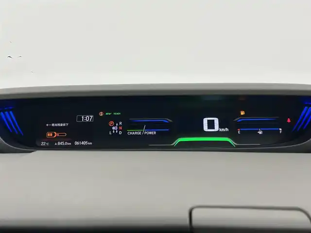 ホンダ フリード ハイブリット G ホンダセンシング 千葉県 2020(令2)年 6.2万km プラチナホワイトパール フリップダウンモニター/ホンダセンシング/・衝突軽減ブレーキ/・先行車発進お知らせ機能/・路外逸脱抑制機能/・レーンキープアシスト/社外9インチフローティングナビ/CD DVD BT フルセグ/バックカメラ/両側パワースライドドア/レーダークルーズコントロール/LEDオートライト/シートヒーター/純正15インチアルミホイール/ステアリングスイッチ/純正フロアマット/プッシュスタート/スマートキー/ETC
