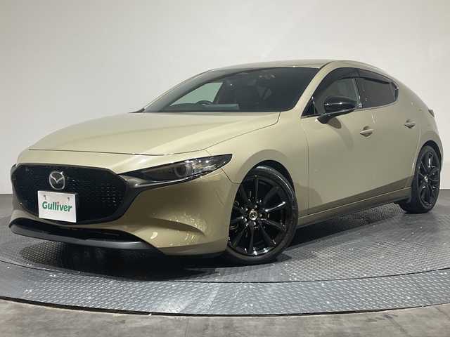 マツダ マツダ３ファストバック 20S レトロスポーツED 愛媛県 2025(令7)年 2万km ジルコンサンドメタリック 純正ナビ/Bluetooth/フルセグテレビ/USB/全周囲カメラ/レーダークルーズコントロール/衝突被害軽減ブレーキ/レーンキープアシスト/コーナーセンサー/ETC/ブラインドスポットモニター/LEDヘッドライト/オートマチックハイビーム/オートライト/前後ドライブレコーダー/シートヒーター/ステアリングヒーター/運転席パワーシート/ハーフレザーシート/スペアキー/保証書/取扱説明書