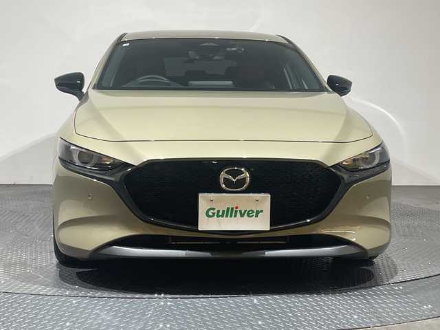 マツダ マツダ３ファストバック 20S レトロスポーツED 愛媛県 2025(令7)年 2万km ジルコンサンドメタリック 純正ナビ/Bluetooth/フルセグテレビ/USB/全周囲カメラ/レーダークルーズコントロール/衝突被害軽減ブレーキ/レーンキープアシスト/コーナーセンサー/ETC/ブラインドスポットモニター/LEDヘッドライト/オートマチックハイビーム/オートライト/前後ドライブレコーダー/シートヒーター/ステアリングヒーター/運転席パワーシート/ハーフレザーシート/スペアキー/保証書/取扱説明書