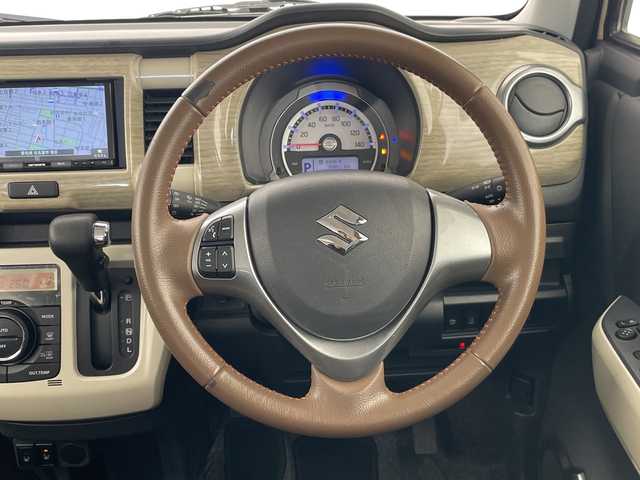 スズキ ハスラー ワンダラー 愛知県 2018(平30)年 3.1万km シフォンアイボリーメタリック/ウッディブラウン2トーンルーフ SDナビ/フルセグ/ハーフレザー/シートヒーター/純正フロアマット/オートエアコン/アイドリングストップ/横滑り防止装置/ステアリングスイッチ/スマートキー/プッシュスタート