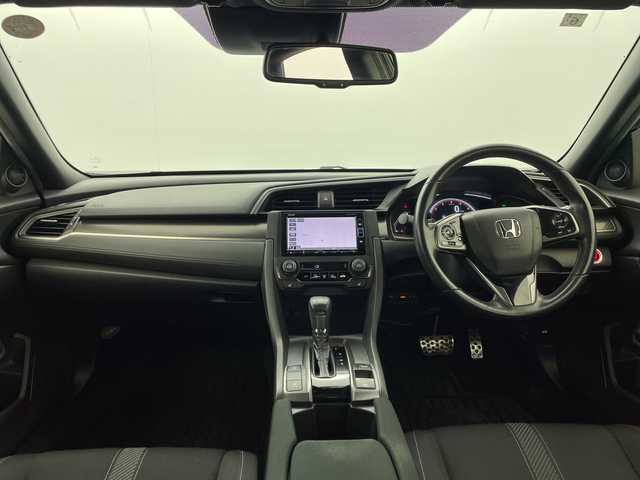 ホンダ シビック ハッチバック ホンダセンシング 群馬県 2019(令1)年 7.3万km クリスタルブラックパール 純正エアロ　純正ナビ　バックカメラ　ビルトインＥＴＣ　衝突被害軽減ブレーキ　レーンアシスト　アダプティブクルーズコントロール　ＬＥＤヘッドライト　オートマチックハイビーム　シートヒーター　禁煙車