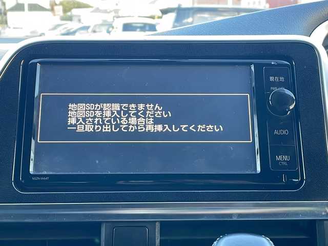 トヨタ シエンタ ハイブリッド G 神奈川県 2016(平28)年 4.9万km ブラックマイカ 純正ナビ　/バックカメラ　/両側パワースライドドア　/ＥＴＣ　/ＬＥＤヘッドライト　/フォグランプ/ドアバイザー　/保証書　/取説　/スマートキー　/スペアキー　/純正フロアマット　/禁煙車　/オートライト　/衝突軽減ブレーキ