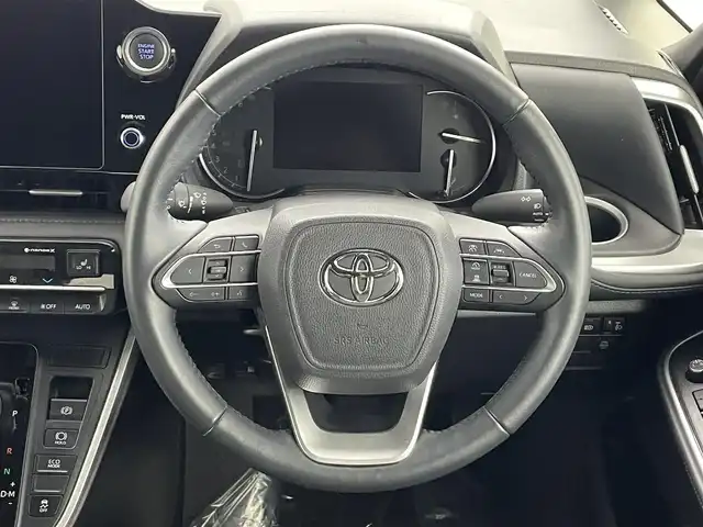 トヨタ ヴォクシー S－Z 埼玉県 2022(令4)年 1.8万km グリッターブラックガラスフレーク 純正ナビ　後席モニター　両側電動スライドドア　シートヒーター　バックカメラ　前後ドライブレコーダー　ETC2.0　追従走行　ＭＴモード付ＡＴ　Bluetooth　電動リアゲート　オートハイビーム　レーンアシスト　ウォークスルー　純正フロアマット