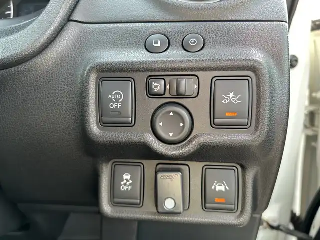 日産 ノート X エアロS V +セーフ 千葉県 2015(平27)年 6.5万km ブリリアントホワイトパール ナビP314D-W 全方位カメラ ドラレコ エマブレ ETC LDW スマートキー ステアリングスイッチ エアロ パーキングセンサー 純正15インチAW アイドリングストップ LEDライト