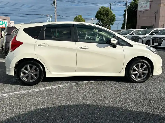 日産 ノート X エアロS V +セーフ 千葉県 2015(平27)年 6.5万km ブリリアントホワイトパール ナビP314D-W 全方位カメラ ドラレコ エマブレ ETC LDW スマートキー ステアリングスイッチ エアロ パーキングセンサー 純正15インチAW アイドリングストップ LEDライト
