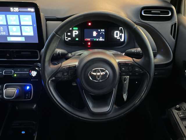 トヨタ アクア Z 千葉県 2021(令3)年 2.1万km プラチナホワイトパールマイカ 純正10.5インチナビ/(BT/FM/AM)/バックカメラ/前後ドライブレコーダー/衝突被害軽減システム/車線逸脱警報/クルーズコントロール/横滑り防止装置/ビルトインETC2.0/アイドリングストップ/LEDヘッドライト/フォグランプ/オートライト/ウィンカーミラー/電動格納ミラー/純正15インチAW/プッシュスタート/スマートキー/フロアマット/ドアバイザー/スペアキー/取扱説明書/保証書