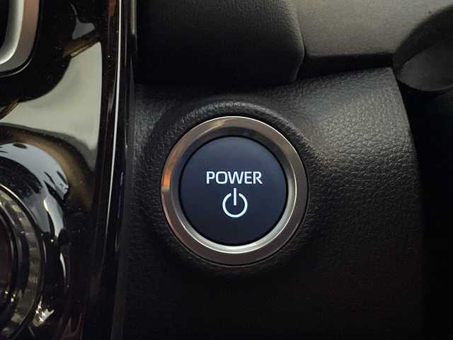 トヨタ アクア Z 千葉県 2021(令3)年 2.1万km プラチナホワイトパールマイカ 純正10.5インチナビ/(BT/FM/AM)/バックカメラ/前後ドライブレコーダー/衝突被害軽減システム/車線逸脱警報/クルーズコントロール/横滑り防止装置/ビルトインETC2.0/アイドリングストップ/LEDヘッドライト/フォグランプ/オートライト/ウィンカーミラー/電動格納ミラー/純正15インチAW/プッシュスタート/スマートキー/フロアマット/ドアバイザー/スペアキー/取扱説明書/保証書