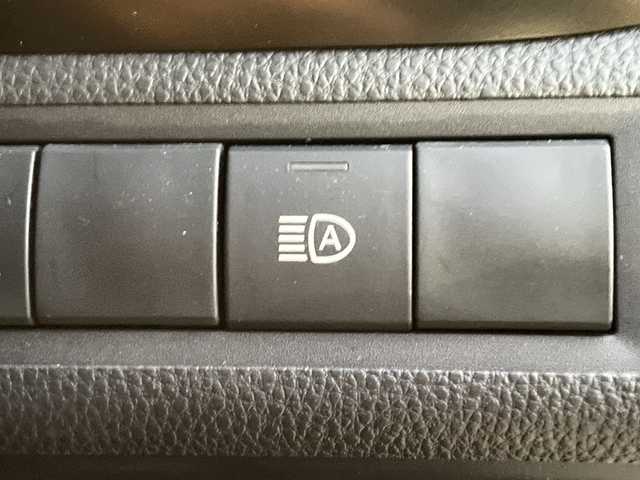 トヨタ アクア Z 千葉県 2021(令3)年 2.1万km プラチナホワイトパールマイカ 純正10.5インチナビ/(BT/FM/AM)/バックカメラ/前後ドライブレコーダー/衝突被害軽減システム/車線逸脱警報/クルーズコントロール/横滑り防止装置/ビルトインETC2.0/アイドリングストップ/LEDヘッドライト/フォグランプ/オートライト/ウィンカーミラー/電動格納ミラー/純正15インチAW/プッシュスタート/スマートキー/フロアマット/ドアバイザー/スペアキー/取扱説明書/保証書