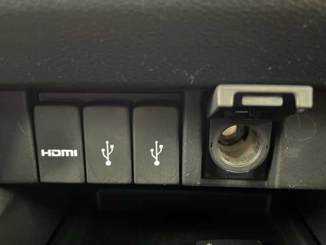 ホンダ オデッセイ アブソルート 20thアニバーサリー 富山県 2014(平26)年 9万km クリスタルブラックパール 純正ナビ【3HU5】/(AM/FM/CD/DVD/USB/BT/HDMI)/フルセグTV/バックカメラ/純正フリップダウンモニター/両側パワースライドドア/クルーズコントロール/衝突被害軽減ブレーキ/LEDヘッドライト/オートライト/ハーフレザーシート/運転席パワーシート/スマートキー×２/プッシュスタート/パドルシフト/ビルトインETC/純正18インチAW/純正フロアマット/取扱説明書