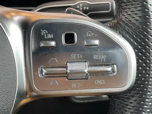 メルセデス・ベンツ ＧＬＥ４００ｄ 4MATIC スポーツ 鹿児島県 2021(令3)年 2.6万km パール 純正ナビ/ 【フルセグ/Bluetooth/USB/AM/FM】/バックカメラ/レザーシート/前席パワーシート/アンビエントライト/クルーズコントロール/アクティブディスタンスアシスト・ディストロニック/キーレスゴー/LEDヘッドライト/アダプティブハイビームアシストプラス/ヘッドアップディスプレー/ドライブレコーダー/純正20インチアルミホイール/パワーバックドア/取扱説明書/スペアキー×1