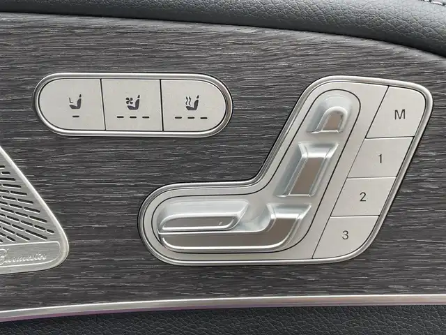 メルセデス・ベンツ ＧＬＥ４００ｄ 4MATIC スポーツ 鹿児島県 2021(令3)年 2.6万km パール 純正ナビ/ 【フルセグ/Bluetooth/USB/AM/FM】/バックカメラ/レザーシート/前席パワーシート/アンビエントライト/クルーズコントロール/アクティブディスタンスアシスト・ディストロニック/キーレスゴー/LEDヘッドライト/アダプティブハイビームアシストプラス/ヘッドアップディスプレー/ドライブレコーダー/純正20インチアルミホイール/パワーバックドア/取扱説明書/スペアキー×1