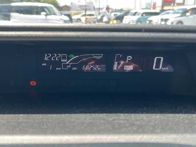 トヨタ アクア G ブラックソフトレザーセレ 岐阜県 2015(平27)年 6.9万km グレーメタリック 登録時走行距離68252km/社外７インチナビ　/フルセグＴＶ　/バックモニター　/純正フロアマット　/純正アルミホイール　/クルーズコントロール　/レザーシート　/シートヒーター　/スマートキー　/スペアキー　/プッシュスタート　/ＬＥＤヘッドライト/フォグランプ/アイドリングストップ/パワーウィンドウ/パワーステアリング/オートライト/盗難防止装置/横滑り防止装置