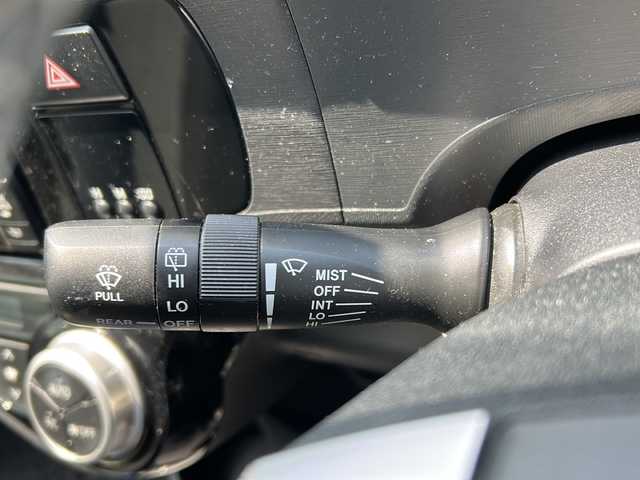 トヨタ アクア G ブラックソフトレザーセレ 岐阜県 2015(平27)年 6.9万km グレーメタリック 登録時走行距離68252km/社外７インチナビ　/フルセグＴＶ　/バックモニター　/純正フロアマット　/純正アルミホイール　/クルーズコントロール　/レザーシート　/シートヒーター　/スマートキー　/スペアキー　/プッシュスタート　/ＬＥＤヘッドライト/フォグランプ/アイドリングストップ/パワーウィンドウ/パワーステアリング/オートライト/盗難防止装置/横滑り防止装置